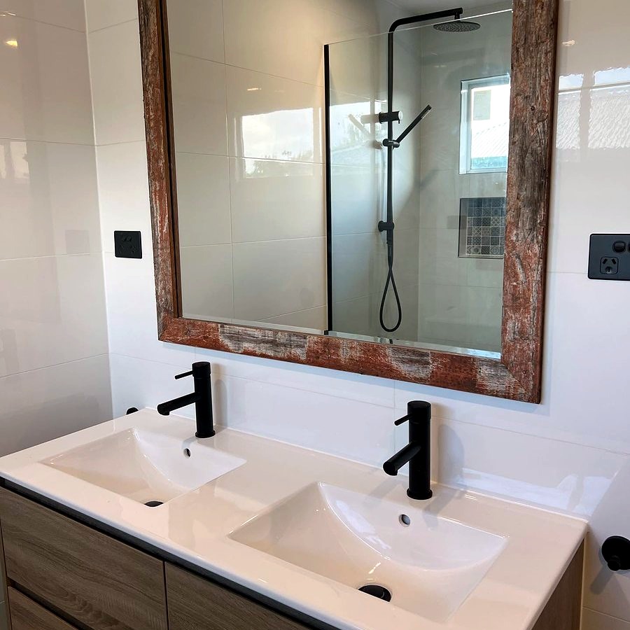 Bathroom renovation with double vanity, Melbourne